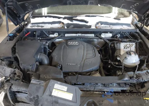 2020 Audi Q5 Premium 45 Tfsi Quattro S Tronic z USA, uszkodzony, nr VIN WA1ANAFY8L2027636